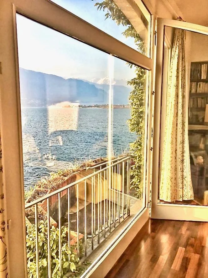 Porta aperta sul lago