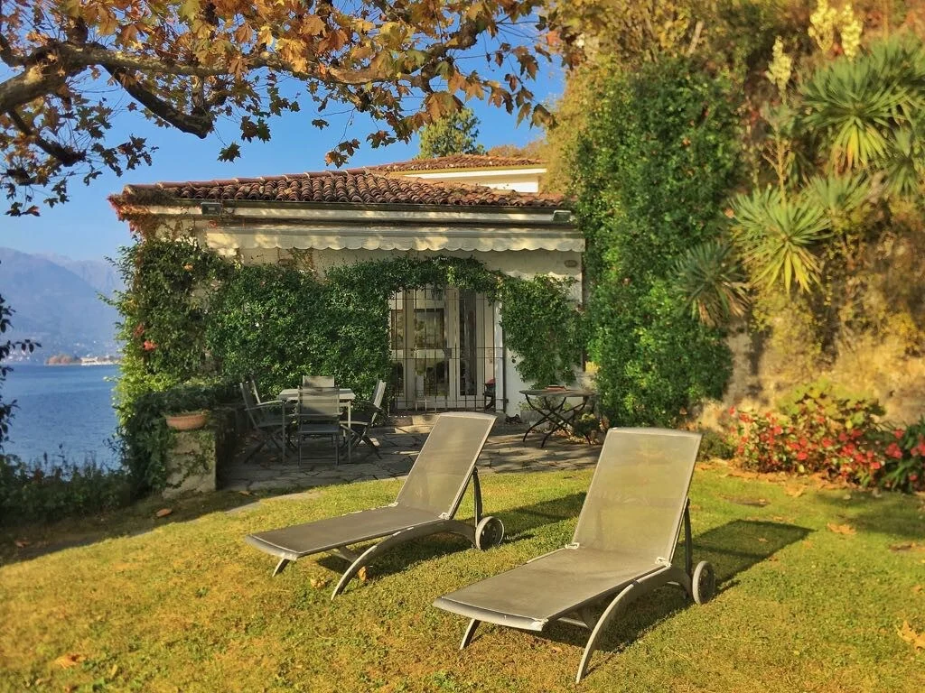 Giardino affacciato sul lago